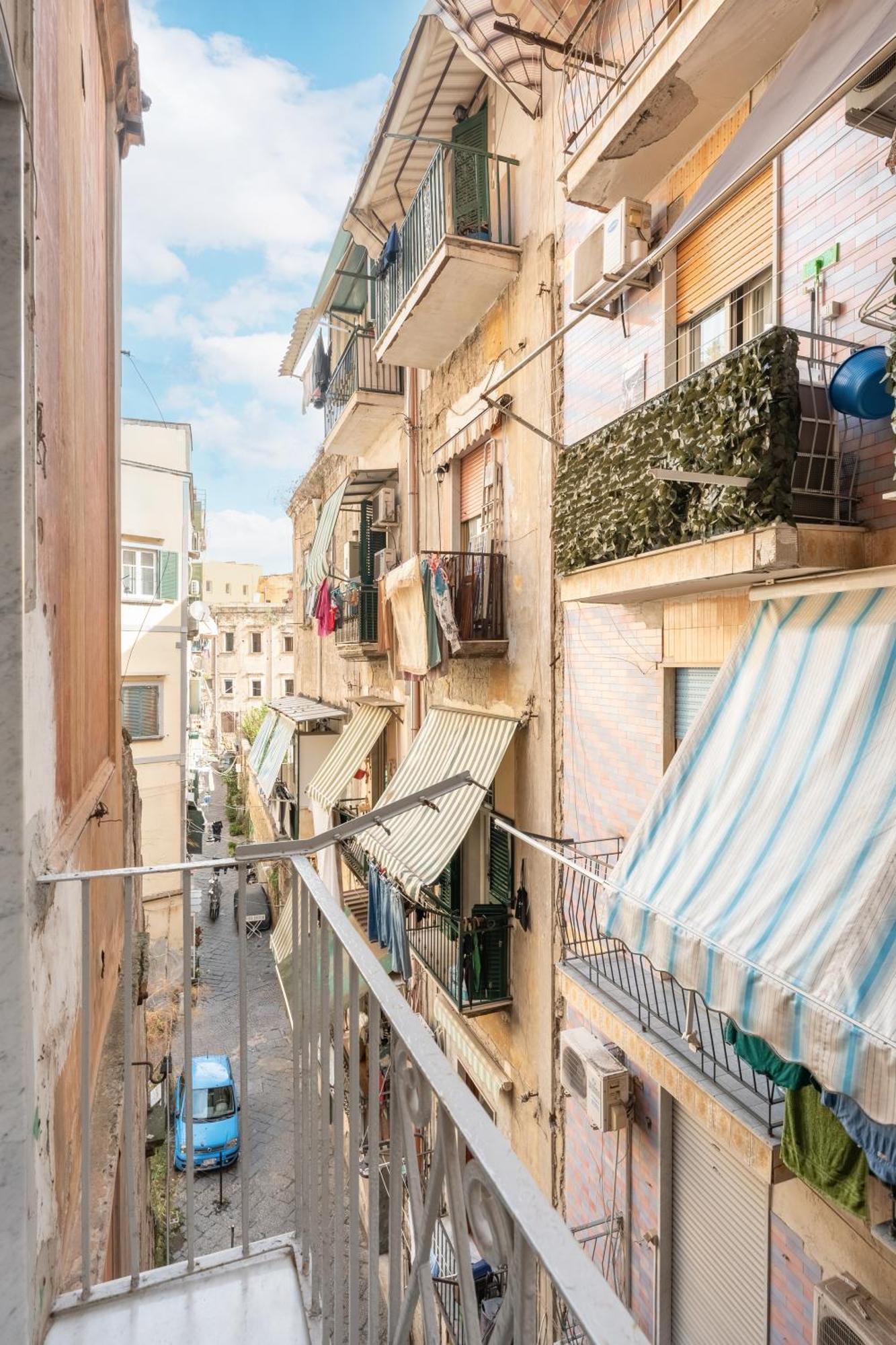The Idyll Boutique Apartment - Suite In Napoli'S Spanish Quarters Exterior foto